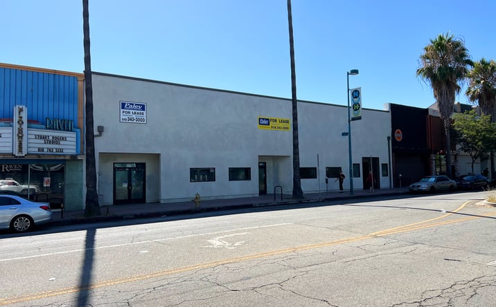 Pictures of Retail property located at 5235 Lankershim Boulevard, Los Angeles, CA 91601 for lease - image #1