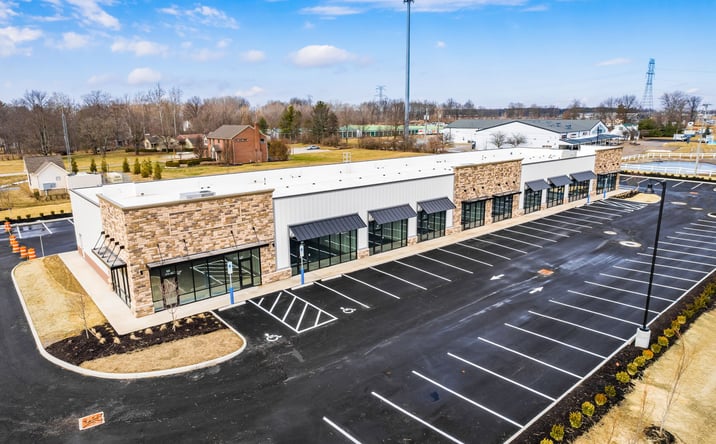 Pictures of Retail, Restaurant property located at 66 Hyatts Rd, Delaware, OH 43015 for lease - image #1