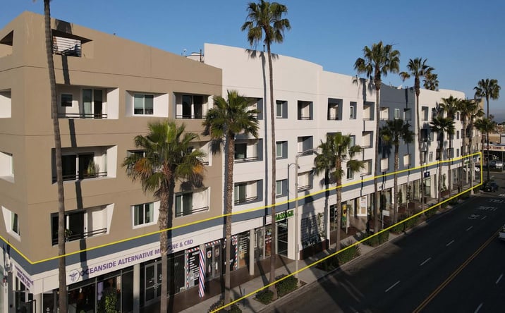 Pictures of Retail, Office, Restaurant property located at 401 N Coast Hwy, Oceanside, CA 92054 for lease - image #1