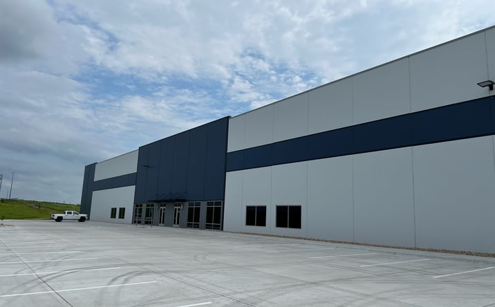 Pictures of Industrial property located at 2441 River Rd, Council Bluffs, IA 51501 for lease - image #1