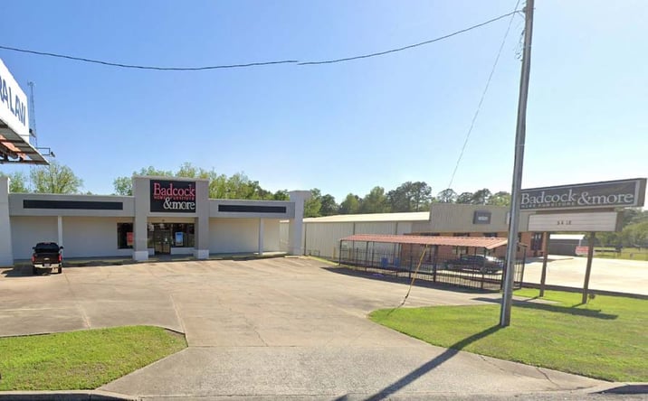 Pictures of Retail property located at 622 E Franklin St, Sylvester, GA 31791 for lease - image #1
