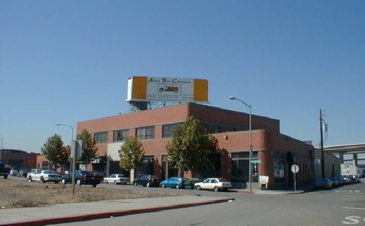 Pictures of Industrial property located at 2855 Mandela Pkwy, Oakland, CA 94607 for lease - image #1