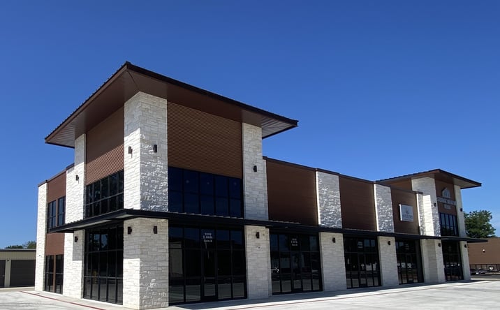 Pictures of Retail, Office property located at 1010 Fourth St, Lampasas, TX 76550 for lease - image #1