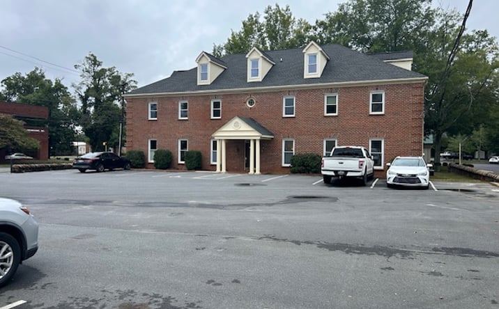 Pictures of Office property located at 200 Oakland Ave, Rock Hill, SC 29730 for lease - image #1