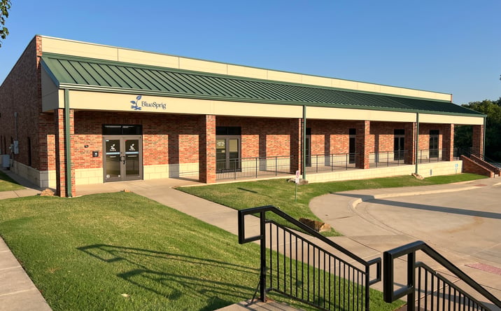 Pictures of Office property located at 1121 S Douglas Blvd, Midwest City, OK 73130 for lease - image #1