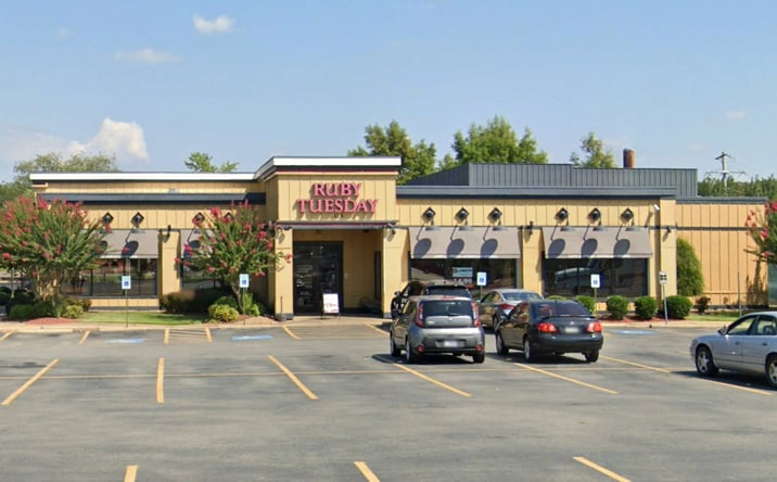 Pictures of Restaurant property located at 115 E Harrell Dr, Russellville, AR 72802 for lease - image #1