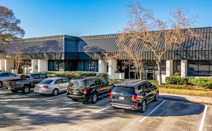Pictures of Office property located at 5655-5729 Rio Vista Dr, Clearwater, FL 33760 for lease - image #1