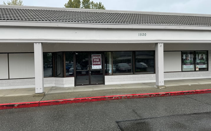 Pictures of Retail, Restaurant property located at 1520 NW Gilman Blvd, Issaquah, WA 98027 for lease - image #1