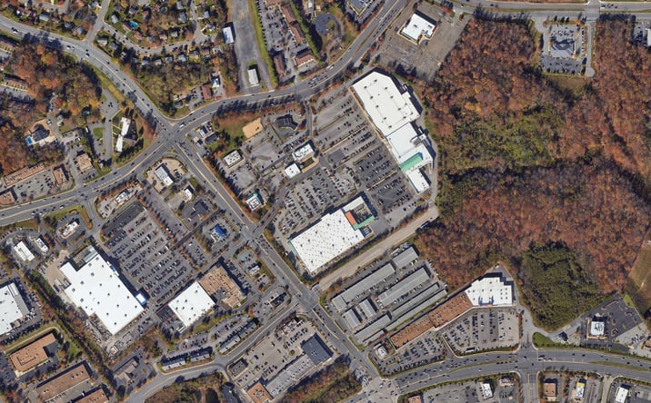 Pictures of Retail, Land property located at 13725 Foulger Square, Woodbridge, VA 22192 for lease - image #1