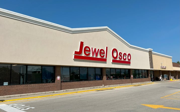 Pictures of Retail property located at 1500 Lee St, Des Plaines, IL 60018 for lease - image #1