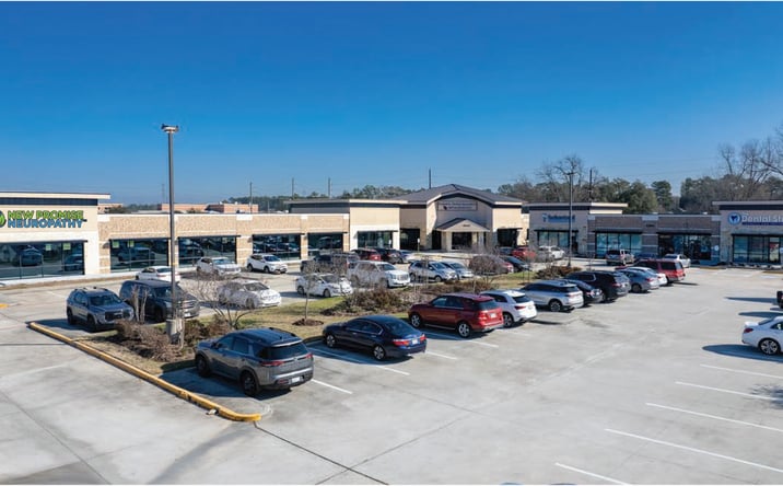 Pictures of Retail property located at 4544 Spring Stuebner Rd, Spring, TX 77388 for lease - image #1