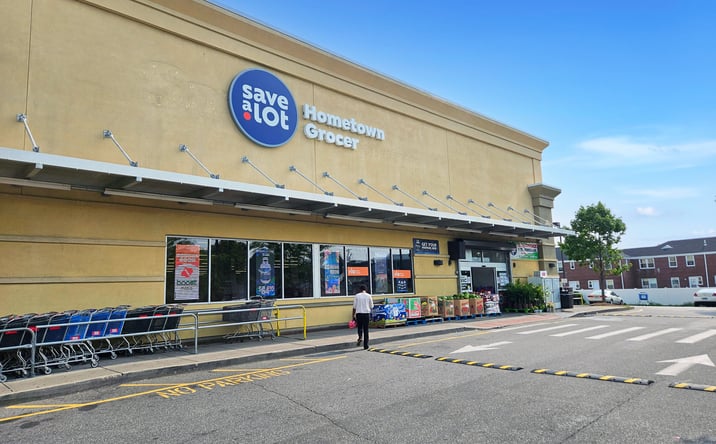 Pictures of Retail property located at 1700 Park Ave, Bridgeport, CT 06604 for lease - image #1