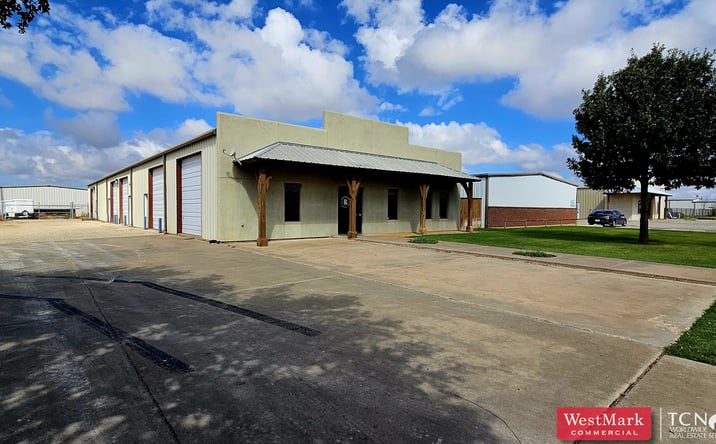 Pictures of Industrial property located at 8226 Valencia Ave, Lubbock, TX 79424 for lease - image #1