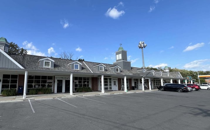 Pictures of Office property located at 4334 Central Ave, Toledo, OH 43615 for lease - image #1