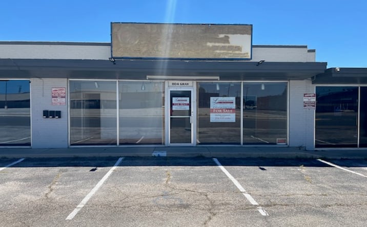 Pictures of Retail, Office, Restaurant property located at 802 N Gray St, Killeen, TX 76541 for lease - image #1