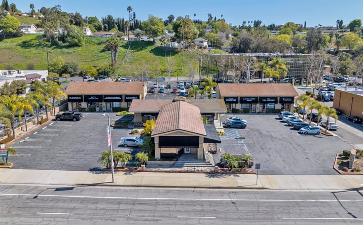 Pictures of Retail, Office property located at 560 N Diamond Bar Blvd, Diamond Bar, CA 91765 for lease - image #1