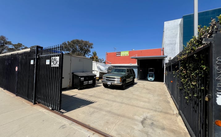 Pictures of Industrial property located at 8945 Ellis Ave, Los Angeles, CA 90034 for lease - image #1