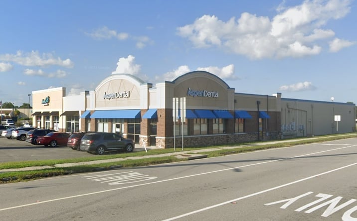 Pictures of Retail property located at 2275 Memorial Drive, Waycross, GA 31501 for lease - image #1
