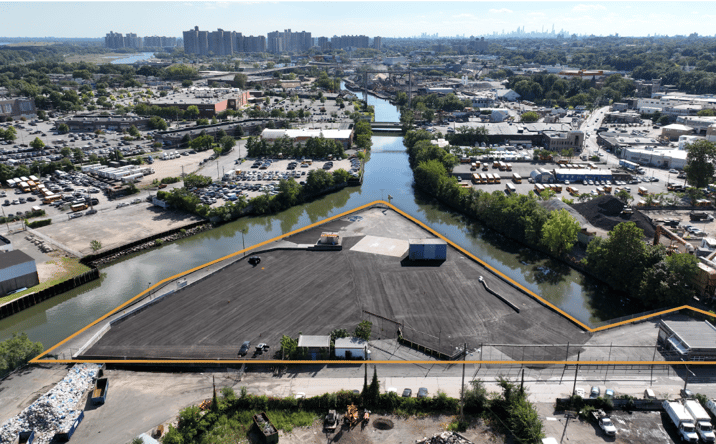 Pictures of Office, Land property located at 40 Canal St, Mt Vernon, NY 10550 for lease - image #1