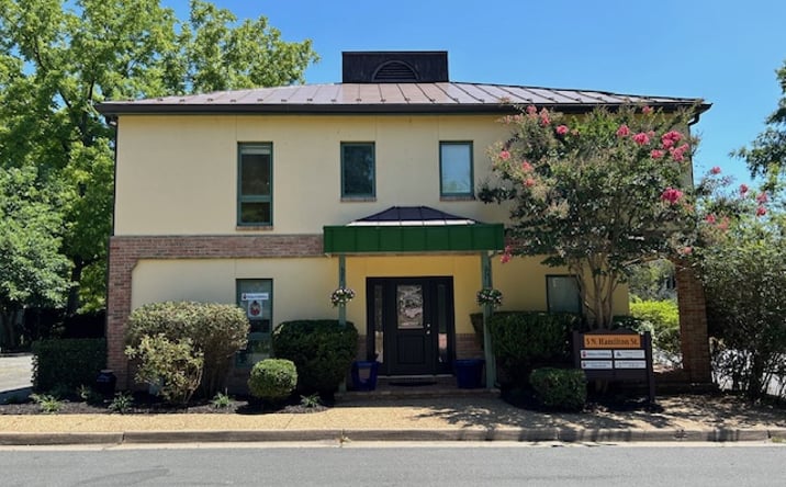 Pictures of Office property located at 5 N Hamilton St, Middleburg, VA 20117 for lease - image #1