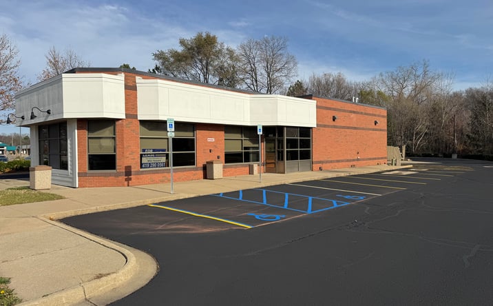 Pictures of Retail property located at 2350 Cedar St, Holt, MI 48842 for lease - image #1