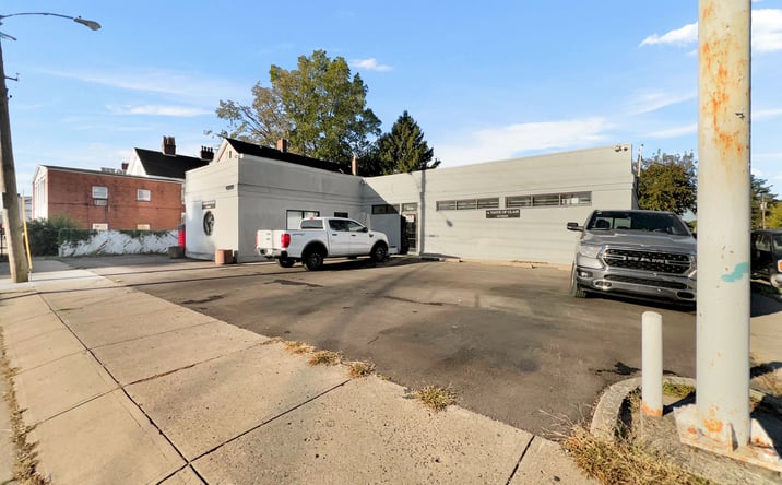 Pictures of Retail property located at 3415 Glenmore Ave, Cincinnati, OH 45211 for lease - image #1