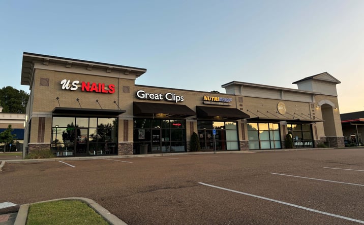 Pictures of Retail property located at 1801 Jackson Ave W, Oxford, MS 38655 for lease - image #1