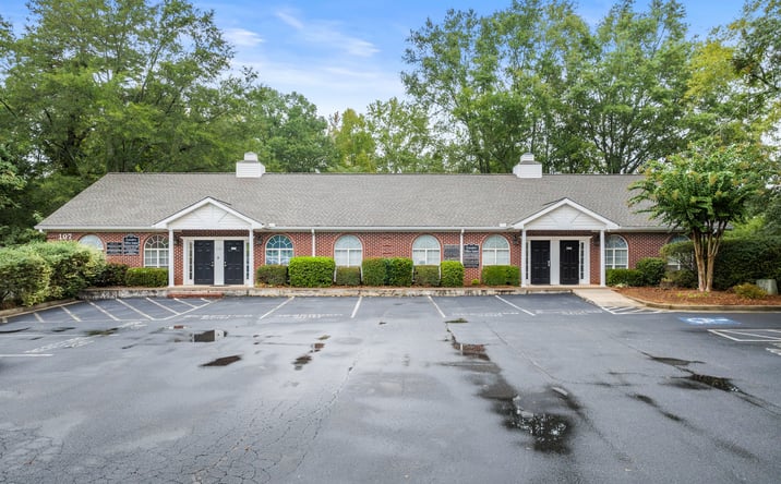 Pictures of Office property located at 107 Pilgrim Village Dr, Cumming, GA 30040 for lease - image #1
