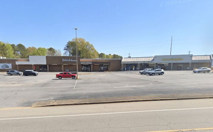 Pictures of Retail, Industrial, Special Purpose property located at 1235 Cherokee Rd, Alexander City, AL 35010 for lease - image #1