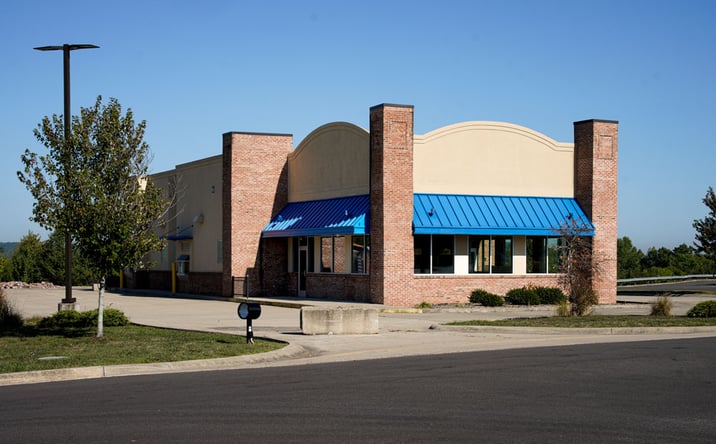 Pictures of Retail, Restaurant property located at 2856 Mountaineer Blvd, Charleston, WV 25309 for lease - image #1