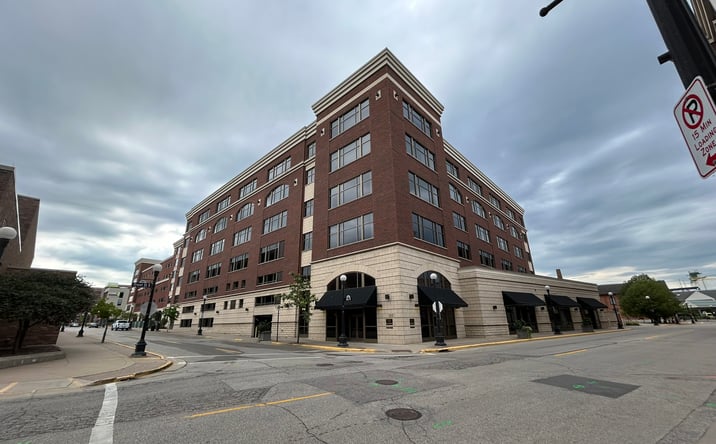 Pictures of Office property located at 102 Jay St, La Crosse, WI 54601 for lease - image #1