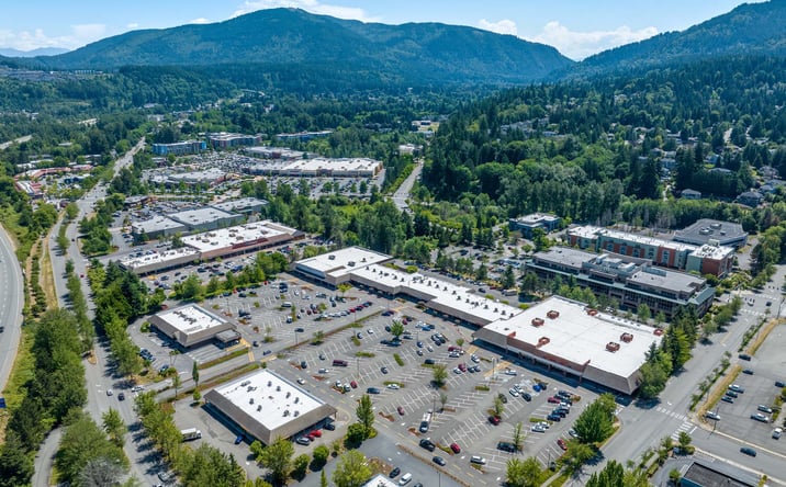 Pictures of Retail property located at 1175 NW Gilman Blvd, Issaquah, WA 98027 for lease - image #1