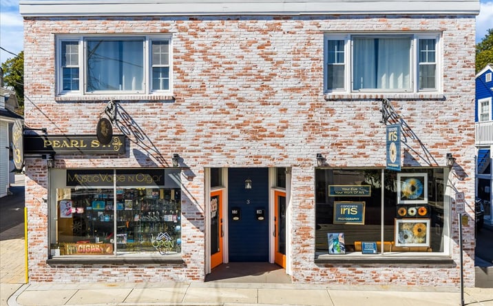 Pictures of Retail property located at 3 Pearl St, Groton, CT 06355 for lease - image #1