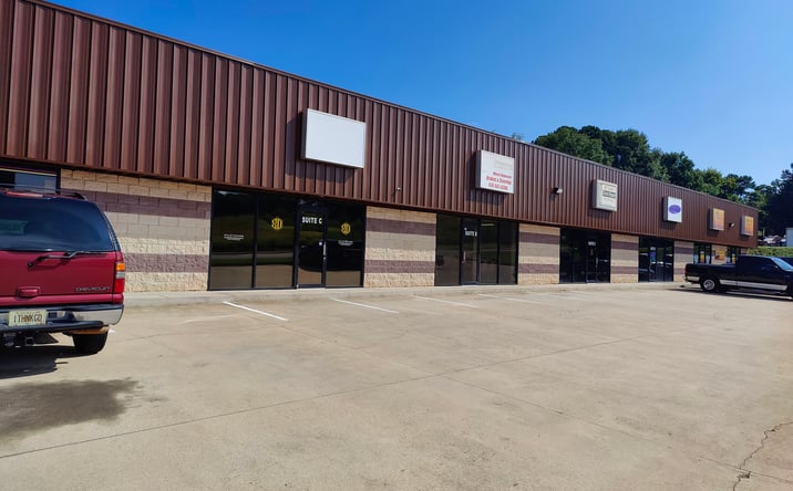 Pictures of Industrial property located at 105 Enterprise Dr, Cumming, GA 30040 for lease - image #1