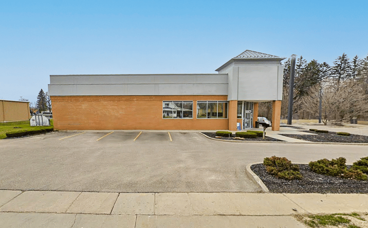 Pictures of Retail property located at 337 N State Rd, Otisville, MI 48463 for lease - image #1