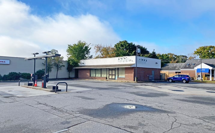 Pictures of Retail property located at 152 Maine Street, Brunswick, ME 04011-2007 for lease - image #1