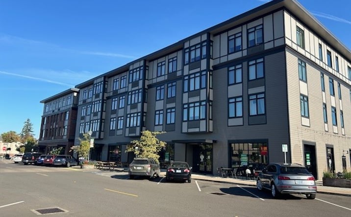 Pictures of Retail property located at 151 N Ivy Street, Canby, OR 97013 for lease - image #1