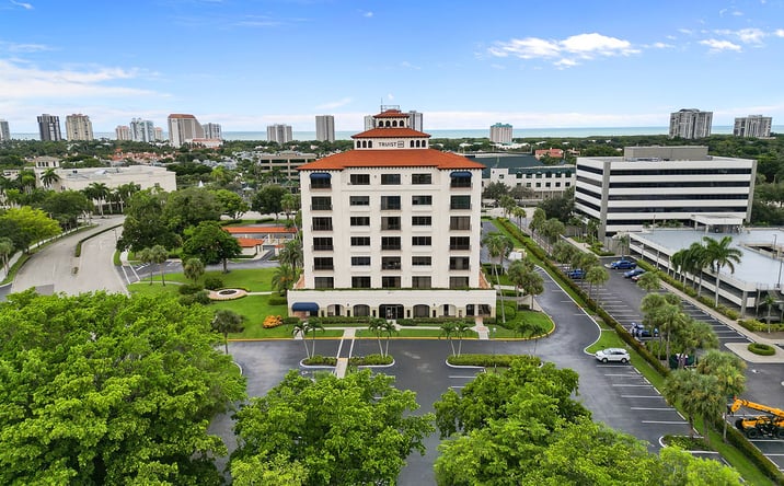 Pictures of Office property located at 801 Laurel Oak Dr, Naples, FL 34108 for lease - image #1