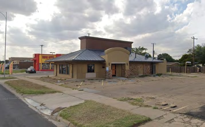 Pictures of Retail, Restaurant property located at 4926 50th St, Lubbock, TX 79414 for lease - image #1