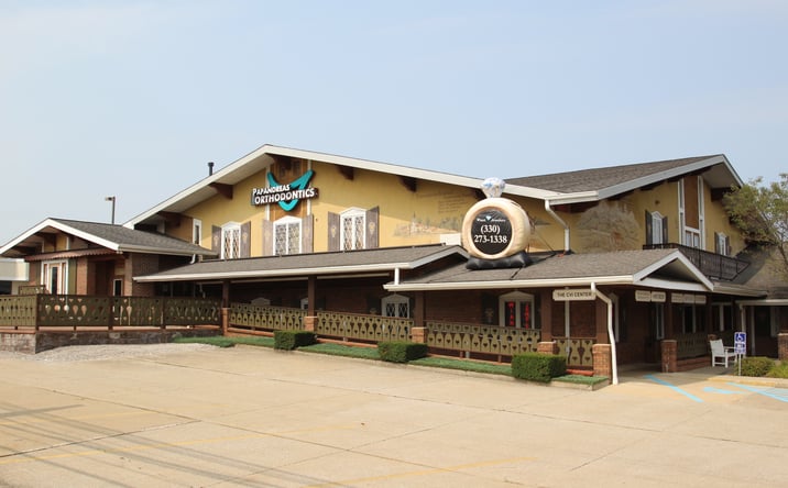 Pictures of Office property located at 3511 Center Rd, Brunswick, OH 44212 for lease - image #1