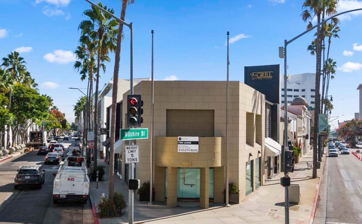 Pictures of Retail property located at 9593 Wilshire Blvd, Beverly Hills, CA 90210 for lease - image #1