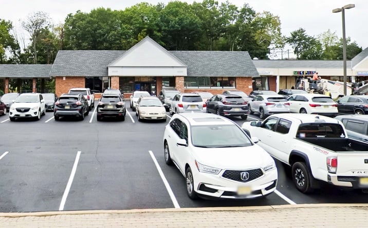 Pictures of Retail, Office, Restaurant property located at 480 N Beverwyck Rd, Parsippany-Troy Hills, NJ 07034 for lease - image #1