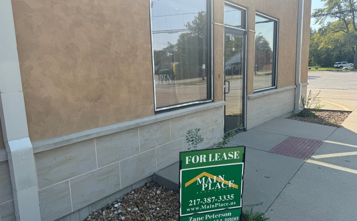 Pictures of Retail property located at 1627 E Eldorado St, Decatur, IL 62521 for lease - image #1
