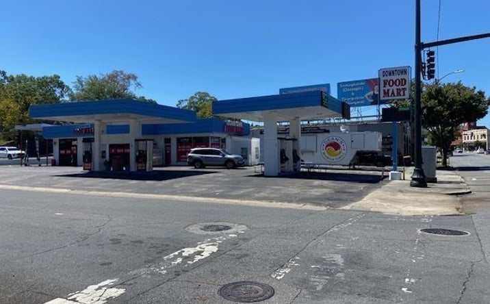 Pictures of Retail, Office, Restaurant property located at 610 Broad St, Rome, GA 30161 for lease - image #1