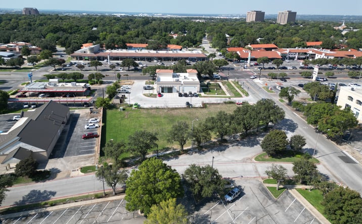 Pictures of Retail property located at 6201 Camp Bowie Blvd, Fort Worth, TX 76116 for lease - image #1