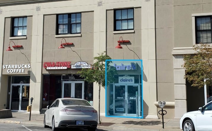 Pictures of Retail property located at 647 Massachusetts St, Lawrence, KS 66044 for lease - image #1