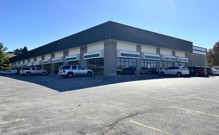 Pictures of Industrial property located at 2223 Thurston Cir, Bellevue, NE 68005 for lease - image #1