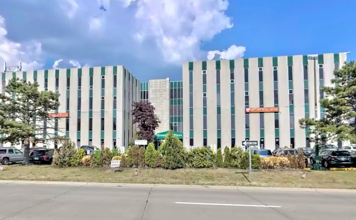 Pictures of Retail, Office, Special Purpose property located at 21700 Greenfield Rd, Oak Park, MI 48237 for lease - image #1