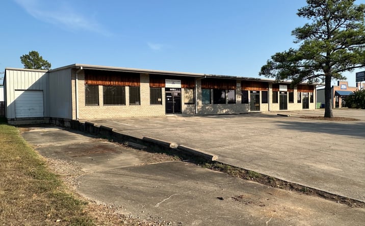 Pictures of Retail, Office property located at 1080 Pat's Ln, Conway, AR 72032 for lease - image #1