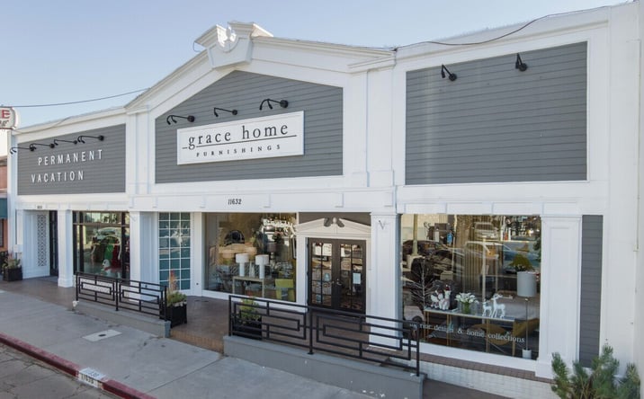 Pictures of Retail property located at 11632 Barrington Court, Los Angeles, CA 90049 for lease - image #1